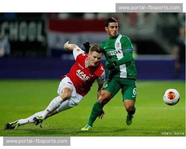 卡拉巴赫防守体系构建不完整 球员位置职责分配存在模糊地带 卡拉巴赫防守体系构建不完整 球员位置职责分配存在模糊地带